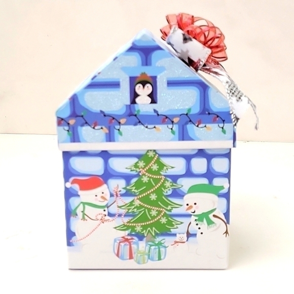 Holiday Gift Box - Picture 4 of 11